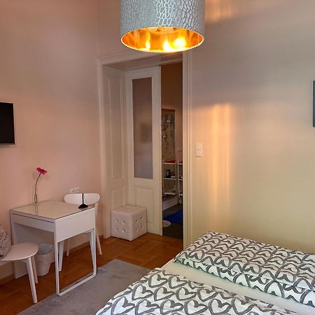 Kristall Doppelzimmer Direkt Im Zentrum, Balkon 바드이스흘 외부 사진