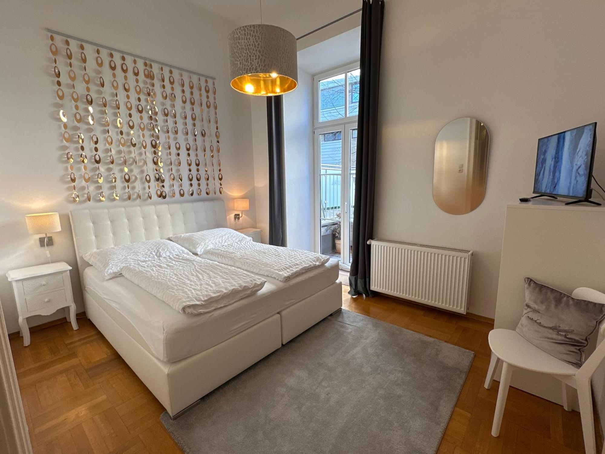 Kristall Doppelzimmer Direkt Im Zentrum, Balkon 바드이스흘 외부 사진
