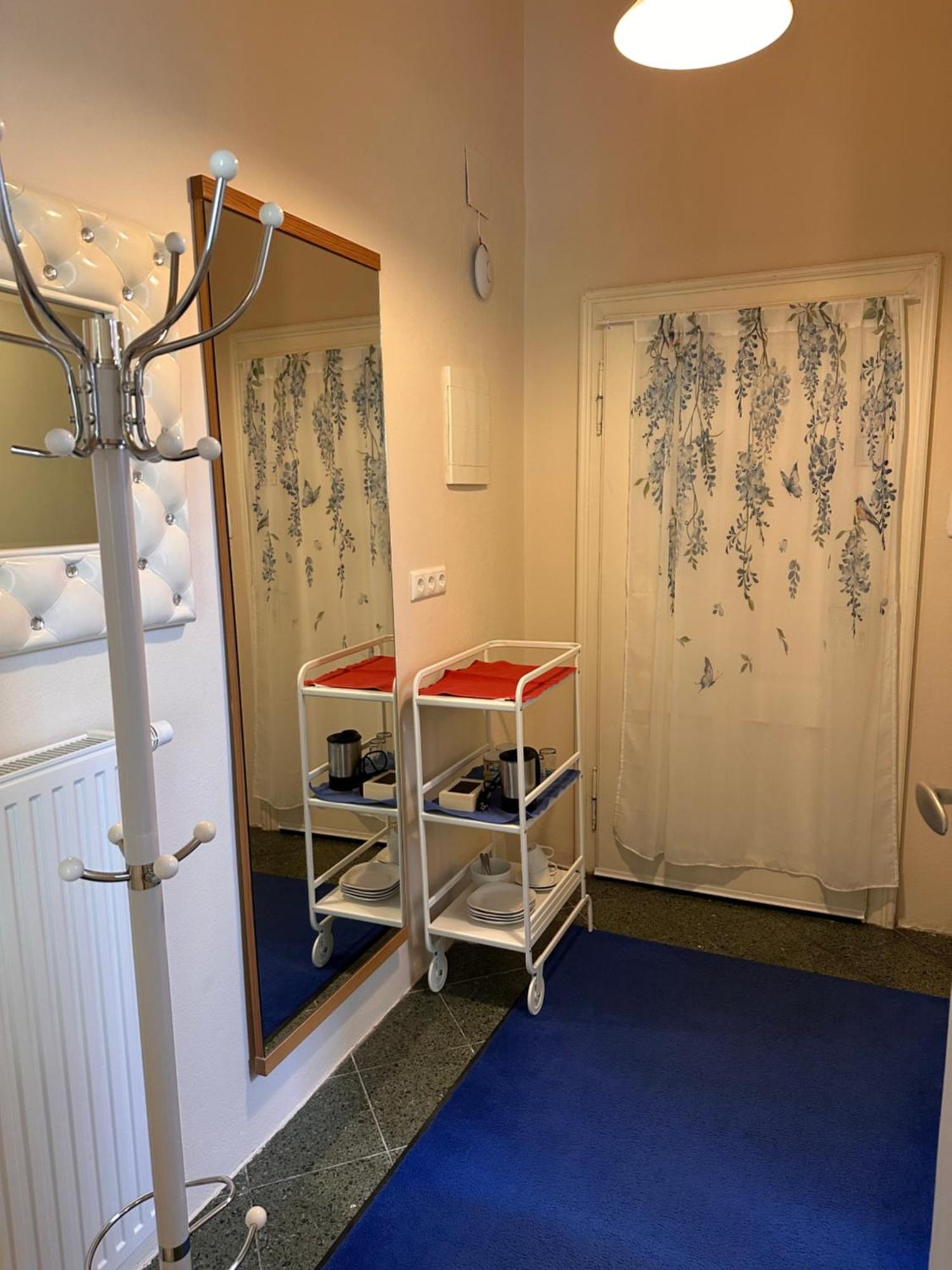 Kristall Doppelzimmer Direkt Im Zentrum, Balkon 바드이스흘 외부 사진